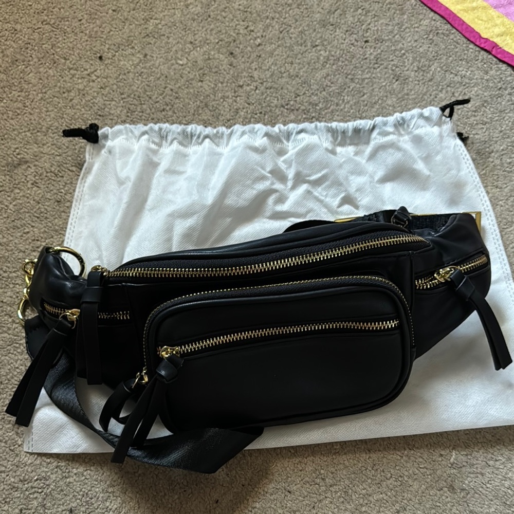 Miss Fong Black Belt Bag/Fanny - Picture 10 of 11